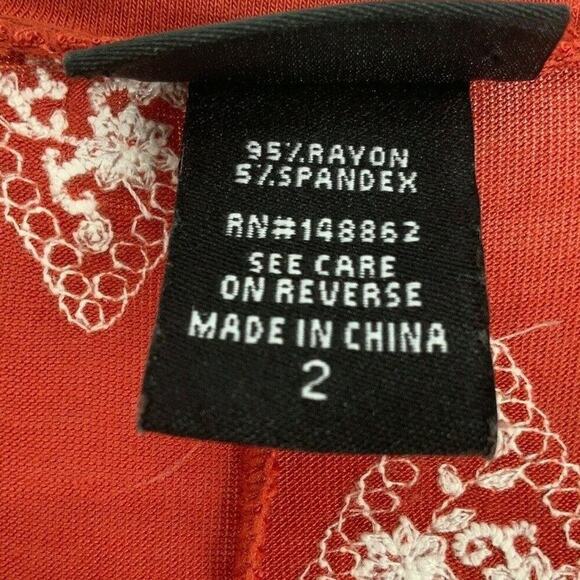 Torrid Top Women Size 2X Boho OrangeLong Bell Sleeves Embroidered Diamond V-Neck - Picture 10 of 10